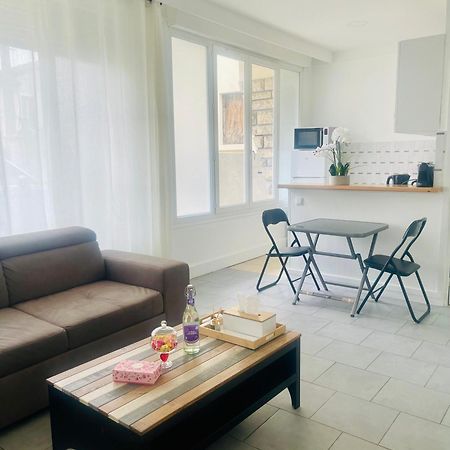 Spacieux Et Lumineux, Coup De Coeur Garanti A Proximite Du Metro Et Rer La Courneuve Ngoại thất bức ảnh